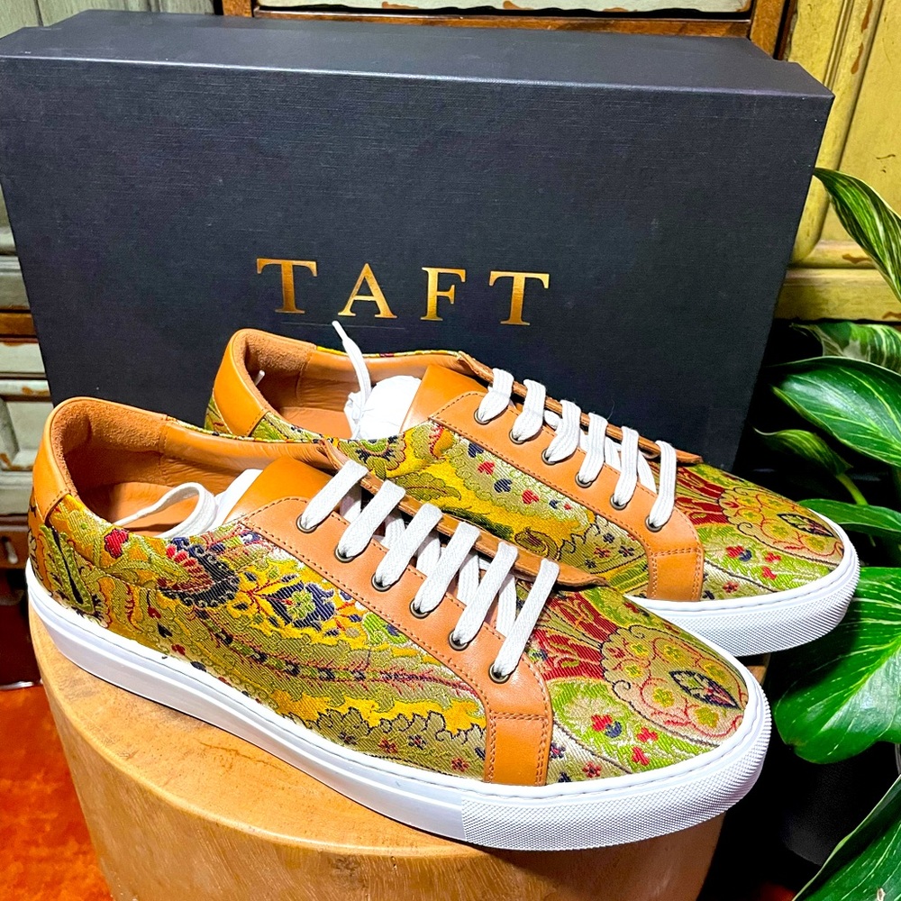 TAFT Sneakers